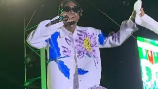 Mudra mudrating his fan on zzina carnival live at buloba forest park