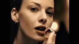 Disaronno Pass The Pleasure Around #tvad #drinks #alcohol @MadTvAds