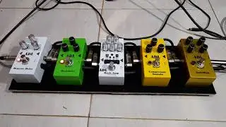 Efek Gitar Stompbox Terbaik Susunan