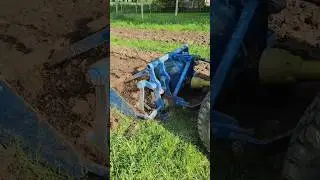 Iseki TH4290 machine a Becher / motob&ecirc;che micro tracteur