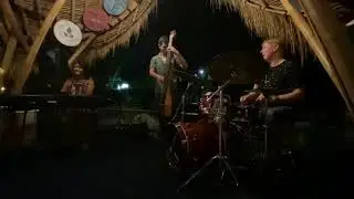 ROUND MIDNIGHT by MIKELE MONTOLLI TRIO