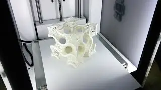 3D printing the Gyroid Cube by Dizingof - 3Dizingof.com