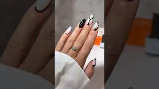 Black & white🖤🤍#blacknails #whitenails #gelnails #nailinspo #trendynails #nailartlover