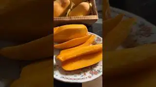 I just want Mangoes😋#healthy #fitness #mango #pakistani #foodie #cooking #homemade #youtube #viral