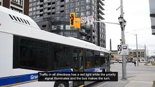 New bus lane and priority signal at King and Victoria streets