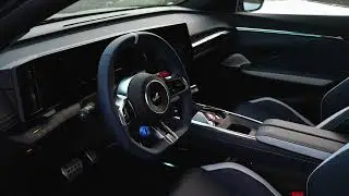 Дизайн интерьера Alpine A390 GTS в матовом сером цвете Thunder Grey.