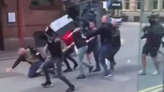 *HOOLIGAN SCRAP* - Leeds United Vs Man UTD Fans Ahead Of Their Derby