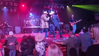 Kris Newman & Clayton Farhat @ Cowboys Red River 1/17/26 Drivin' My Life Away