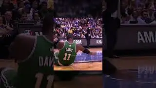 When Referee saved Glen Davis 🙏 #shorts