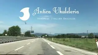 Ein Besuch bei Marco Todeschini in der Antica Ukuleleria