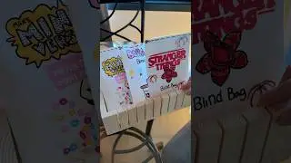 opening a mini verse blind bag #papercrafts #blindbag #asmr #blindbox #miniverse #papercraft
