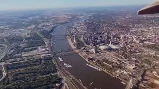 Final Approach and Landing into St. Louis (STL)