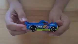 Unboxing a Hot wheels Fig Rig