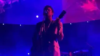 Kings of Leon - Split Screen (Live) 4K