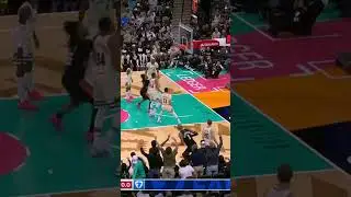 Victor Wembanyama Drills a TOUGH Fadeaway Three 🔥 Spurs Lead BIG Over The Bucks LATE! 🎯 👽