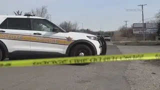 Man found shot to death inside crashed car along I-57
