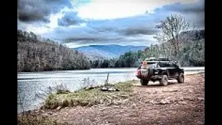5th Gen 4runner on 35s and Body mount relocation kit by Alpine design.