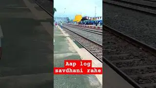 aap log savdhani rahe #train #shilpi_raj #song #to #patna #public #training #youtubeshorts #railway