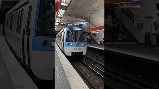 Una estaci&oacute;n de metro en Par&iacute;s 🗼🇫🇷 #short #metro #paris #france #francia #elmetrodeparis #reel #vlog