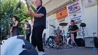 Jealous Dogs of New York playing Brass in Pocket by Chryssie Hynde (Pretenders)