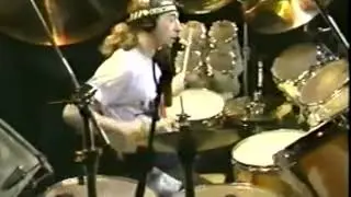 Simon Phillips - famous Polymetric Groove from the early 90s.