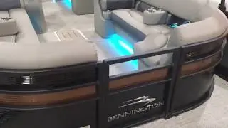 New 2019 Bennington 25&rsquo; SwingBack SX Premium Triple-Toon, LOADED!