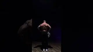 Спина натурального атлета и топовая футболчанская😍🔥 #motivation #fitneess #gym