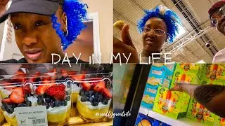 Me and my mom can never get it together ‼️ 🤦🏾&zwj;♀️