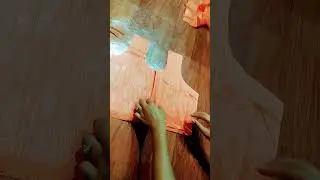 ब्लाउज कटिंगटिप्स 4 tucks blouse cutting #4tucksblouse #cuttingtips #blousecutting #sorts #sortvideo