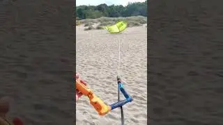 How To Self Launch a Kite In Low Wind | Kitesurfing #shorts
