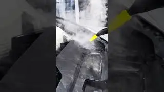 Как профессионально почистить моторный отсек
