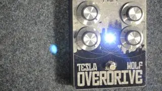 JPTR FX Tesla Wolf Overdrive Guitar Demo dynamic playing + volume pot
