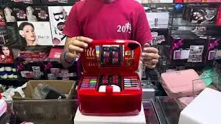 Professional makeup vanity &lsquo;&rsquo;|| Dubai Makeup Boxes with Waterproof makeup 