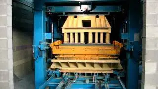 Maquinas bloqueras Prensa C-6000 produciendo bovedillas
