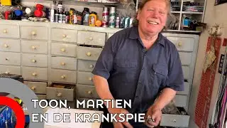 De fietsenwinkel van de broers Van Gestel aan de Geldropseweg is bijna een museum
