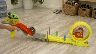 Hot Wheels Monster Trucks 🛻💥 Episk bilbane med 2 biler!