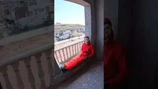 Moneyheist parkour Free running got crazy 😂#rooftop #parkourfreerun #moneyheist #shortslife
