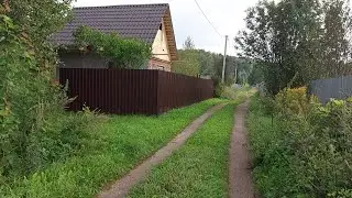 Дождь работать не даёт.