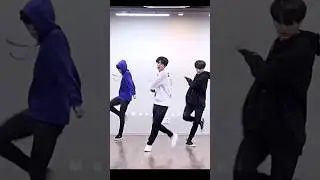 The Hook up song girl/ bts  dance😍🤩 #btsvsgirl #shorts #dance #subscribe #bts #btsforever #trending
