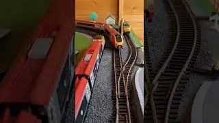 Class 220 Virgin Voyager & Class 390 Virgin Pendolino going around the layout together #modeltrains
