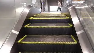 JR岡山駅3･4番乗り場エスカレーター（日立製）