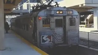 Reading Lines Blue Electric Multiple Units MEU's SEPTA Philadelphia Commuter Rail Jan 1986