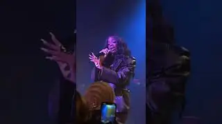 Ari Lennox is such a great performer👏