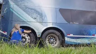 ROSI Passando pretinho para retornar.