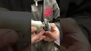 Не забудьте смазать лампы фар