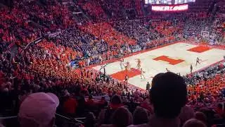 Jordan Gainey&rsquo;s Clutch Buzzer-Beater Lifts Tennessee Over Illinois, 66-64