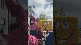 SpongeBob and Patrick in the Dutch flower float festival!!!Haarlem,The Netherlands!🇳🇱