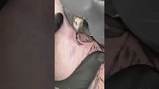 👂What do you hear when tattooing on others? #pepaxlance