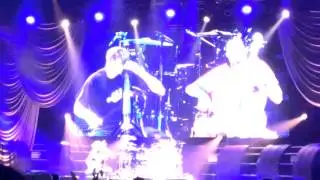 2CELLOS 