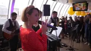 Кавер группа Mikki L`Angelo -  Tu vuo fa l'americano. Итальянская музыка